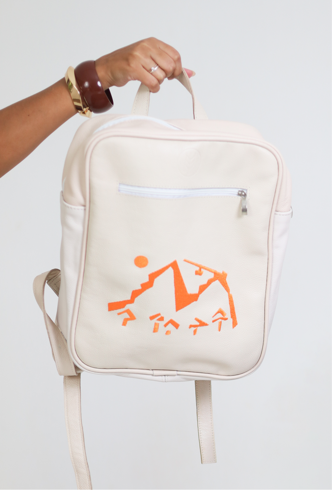 bosa_nova_crema_mochilas